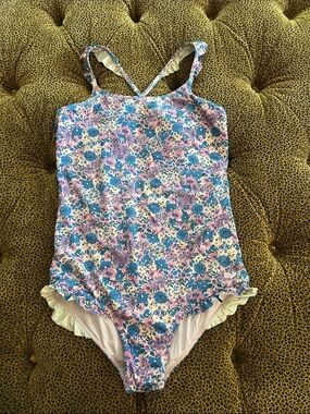 Vineyard Vines Helen Floral Ruffle One-Piece Swimsuit in Blue & Pink size 12/14